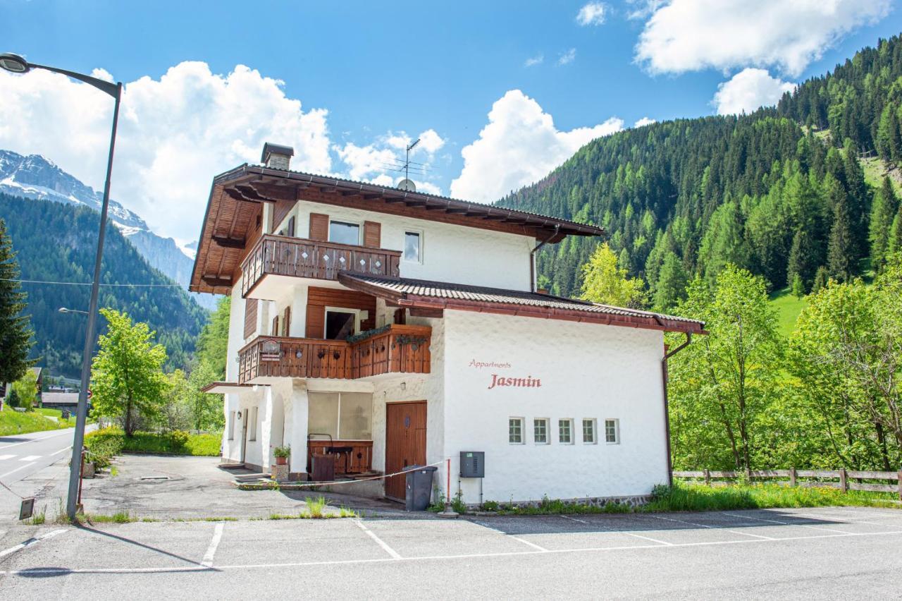 Apartments Jasmin Selva di Val Gardena Exterior photo