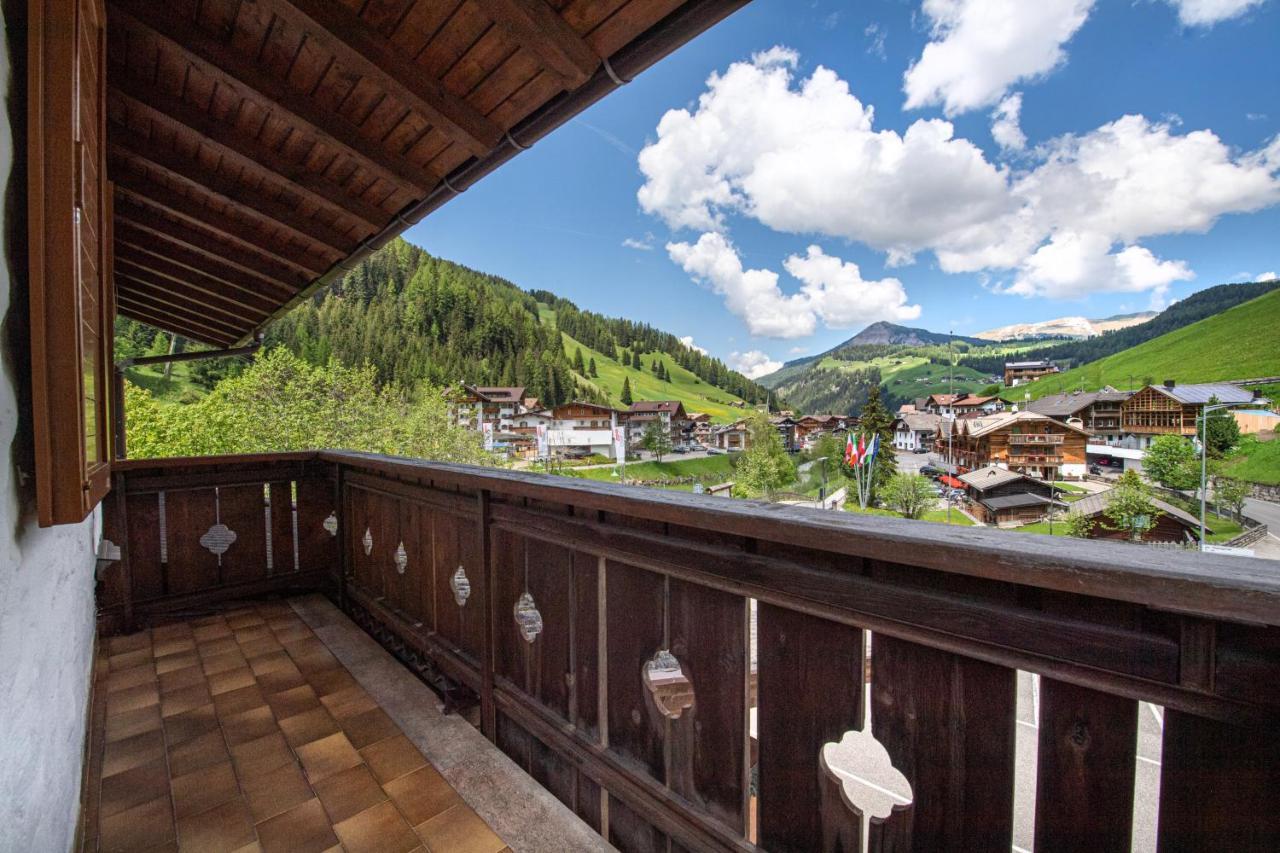 Apartments Jasmin Selva di Val Gardena Exterior photo